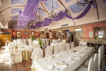 簡易ホテル El Volante