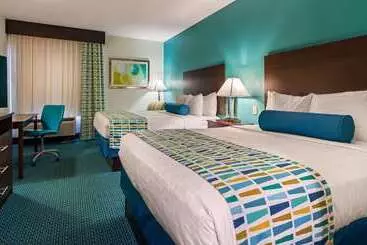 בית מלון כפרי Best Western Plus Blue Angel Inn