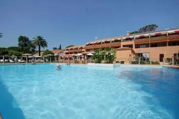 Hotel Golf Hôtel De Valescure & Spa Nuxe