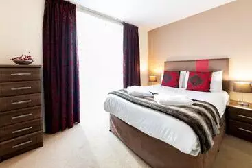 فندق The Spires Serviced Apartments Birmingham