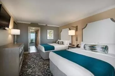 בית מלון כפרי Breakers Resort