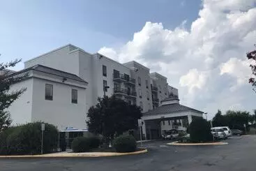 هتل Comfort Suites Southpark