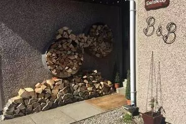 Otel Eriskay B&b And Aviemore Glamping