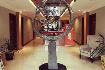 Hotel The Nyaman Jakarta