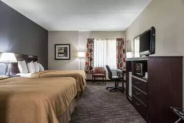 Otel Quality Inn & Suites Danbury Near University