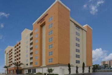 בית מלון כפרי Residence Inn By Marriott Daytona Beach Oceanfront
