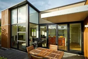 ホテル The Fairways Accommodation Kaikoura