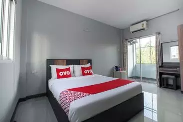 Hotel Apartment Khunpu By Oyo Rooms