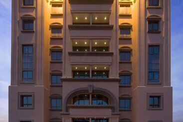 Golden Tulip Hotel Al  Barsha