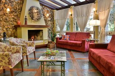 בית מלון כפרי Lê Chateau