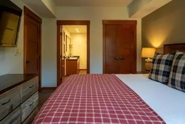 渡假胜地 The Village Lodge