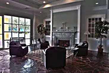 Springfield Hotel & Suites