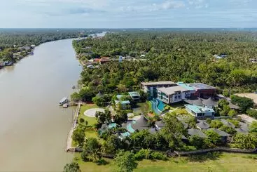 Hotel Na Tree Tara Riverside Resort Amphawa Damnoensaduak