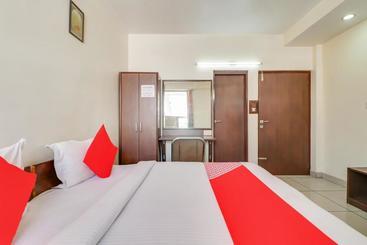 Hotelli Oyo 78883 Flagship  Sinjara Paradise