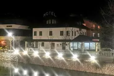 هاستل Holiday In Bihać
