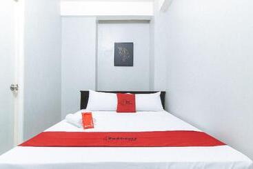 Otel Reddoorz Near Pasay Rotonda