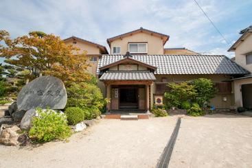 酒店 Oyo Ryokan Fukuya Karatsu