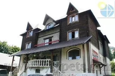 Hotel Wood House