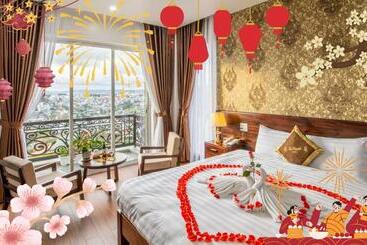 La Pense E Hotel   Dalat