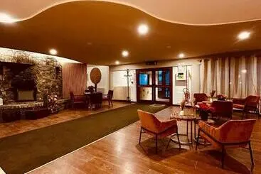 Hotel Club Esse Pila 2000