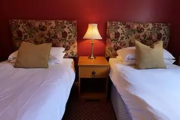 Отель The Mary Arden Inn