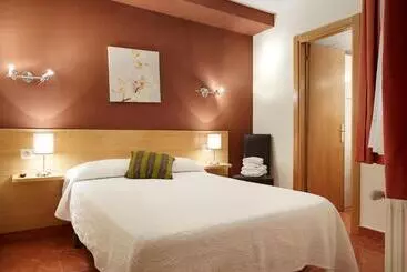 بنسيون Pensión Txiki Polit