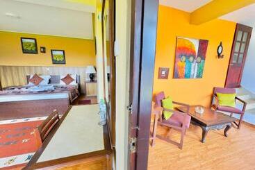 Hotel House Of Leisure