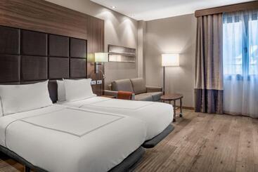 Отель Ac Baqueira Ski Resort, Autograph Collection