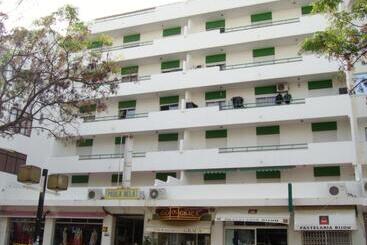 アパートメント Paula Bela By Garvetur