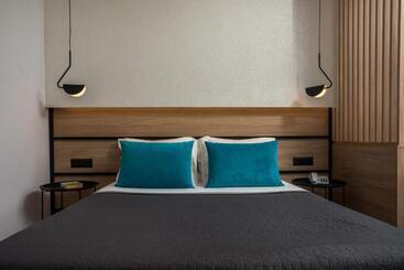 アパートホテル Zoes Hotel & Suites