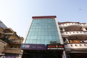 호텔 R K International Near Gautam Buddha Park