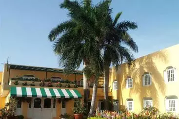 هتل Royal Reef Resort