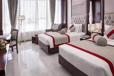 هتل The Sunway Manor