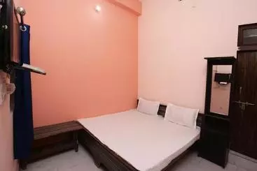 Otel Vaccinated Staff  Spot On 41214 Om Shiv Palace