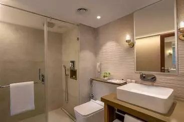 Lomakeskus Estuary Sarovar Premiere Poovar Island