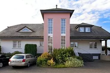 ペンション Landgasthof Wickert Familie Adams