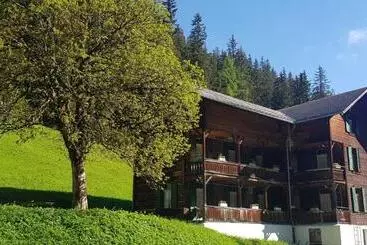 Retkeilymaja Berghaus Iffigenalp