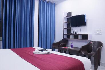 Hotel The Royal Galaxy