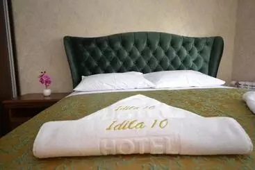 Aparthotel Idila 10