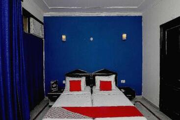 Hotell Flagship 79152 Golden Cafe