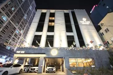 ホテル Busan Sasang The Van