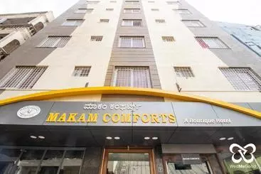 هتل Oyo 71538 Royal Residency
