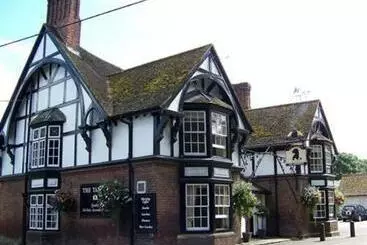 ベッドアンドブレックファースト The Talbot And Apartment