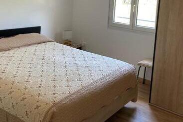 膳宿费 In Tavignanu