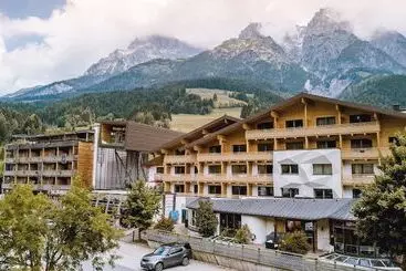 בית מלון כפרי Salzburger Hof Leogang