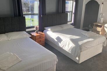 ホテル The Riverside