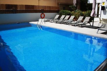 شقق خاصة سياحية Apartamentos Vistamar Ii