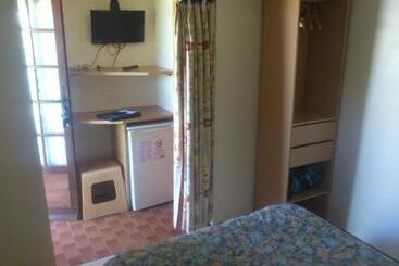 בית מלון כפרי La Reserve