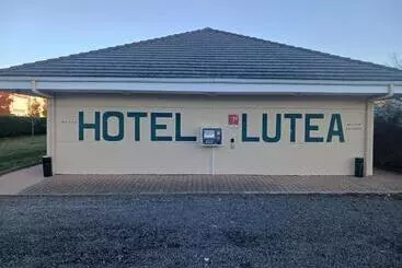 酒店 Lutea