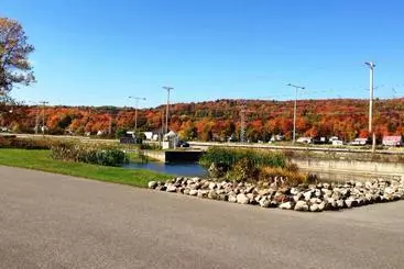 Motel Spring